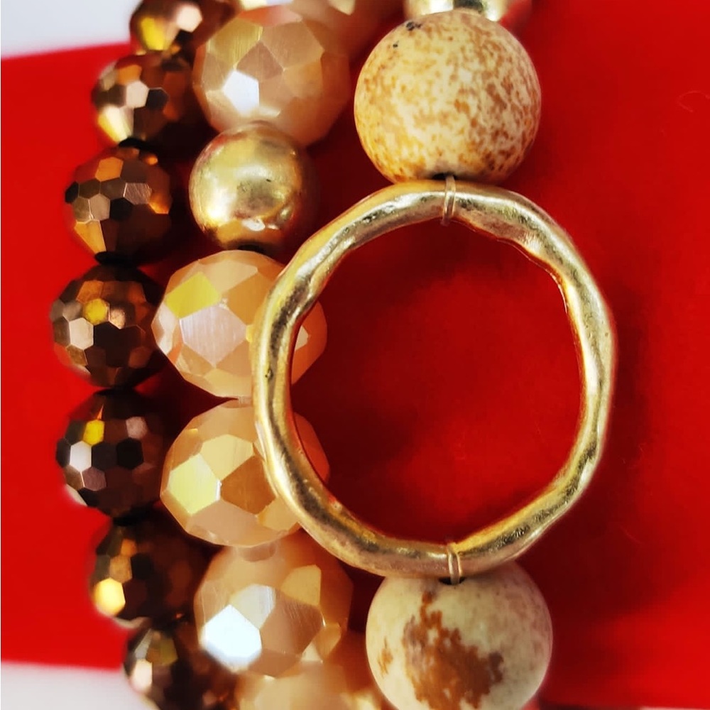 Bracelets - Picture 5 of 5